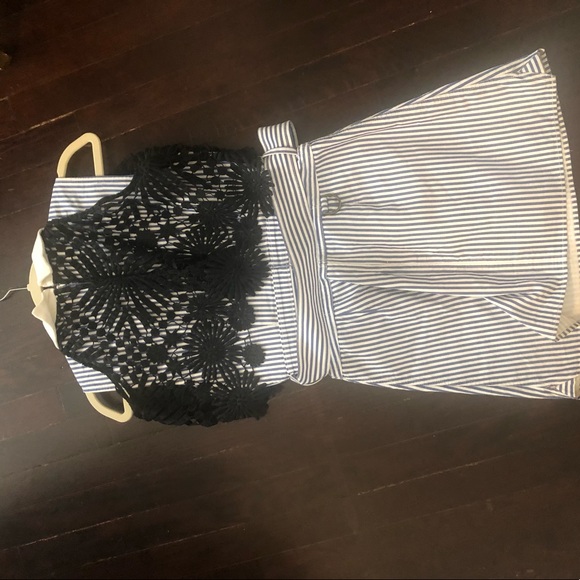 Self portrait lace cape overlay dress - Picture 4 of 6